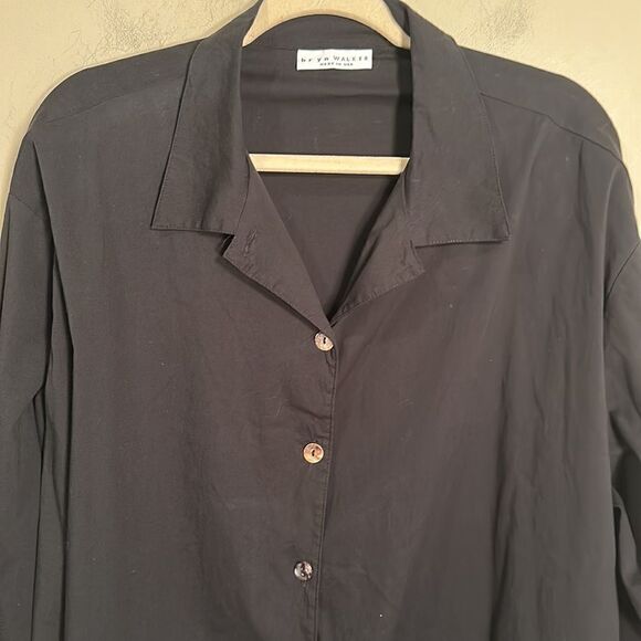Brynn Walker Black Front Button Tunic Top M - Picture 2 of 8